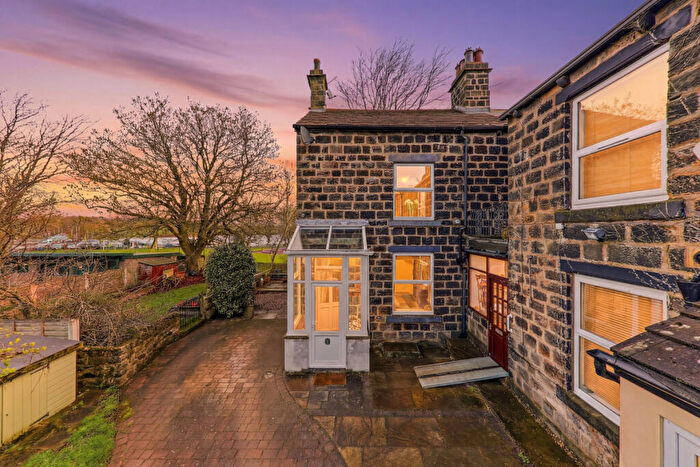 2 Bedroom End Of Terrace House For Sale In Moorfield Terrace, Leeds, LS19