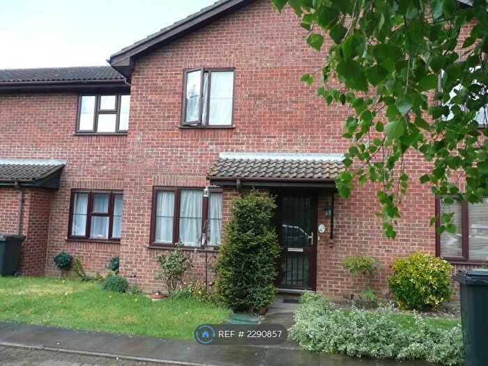 1 Bedroom Terraced House To Rent In Danetree Close, Epsom, KT19