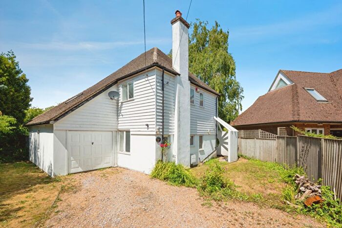 3 Bedroom Detached House For Sale In Teddars Leas Road, Etchinghill, Folkestone, Kent, CT18