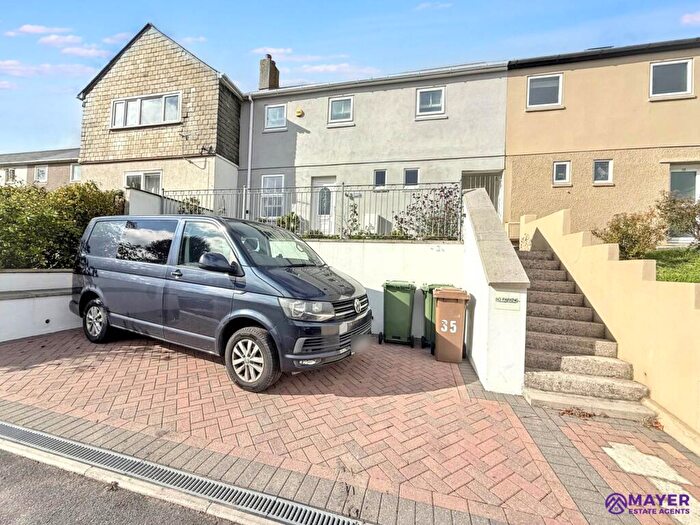 4 Bedroom Terraced House For Sale In Mirador Place, Plymouth, PL4