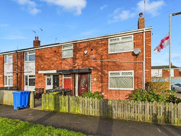3 Bedroom End Terrace House For Sale In Clanthorpe, Hull, HU6