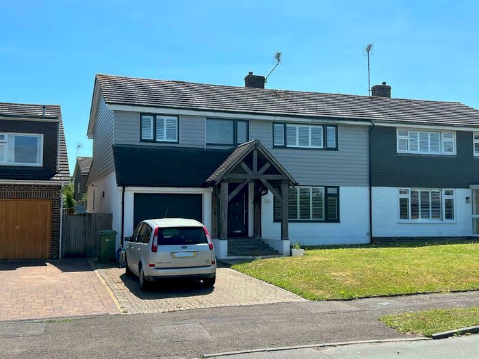 4 Bedroom Semi-Detached House To Rent In Penfold Way, Steyning, BN44