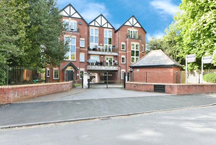 2 Bedroom Flat For Sale In Lingfield Apartments, Whalley Road, Manchester, Greater Manchester, M16
