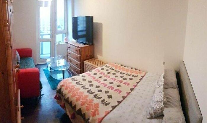 4 Bedroom Flat To Rent In De Beauvoir Estate, N1