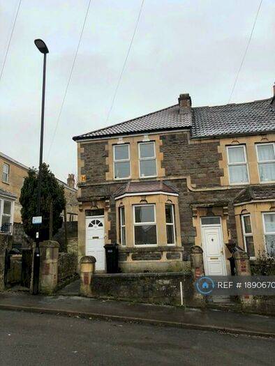 4 Bedroom Terraced House To Rent In Cynthia Road, Bath, BA2