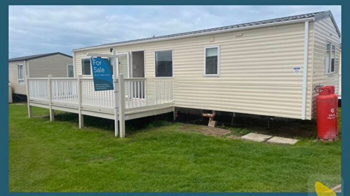 3 Bedroom Mobile/park Home For Sale In Heacham, Norfolk - Reduced, PE31