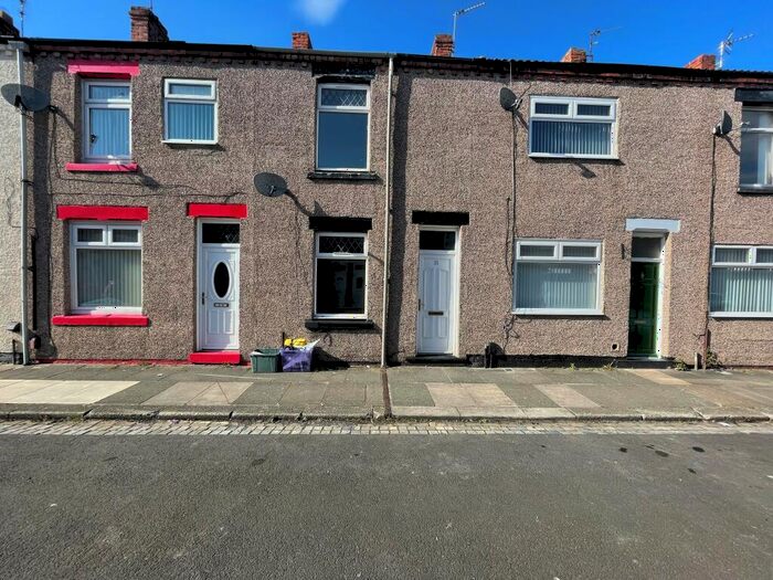 2 Bedroom Link Detached House To Rent In Grasmere Road/Eastbourne/Darlington, DL1