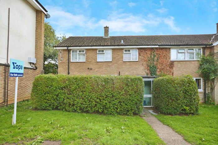 3 Bedroom Terraced House For Sale In Briardale, Stevenage, SG1