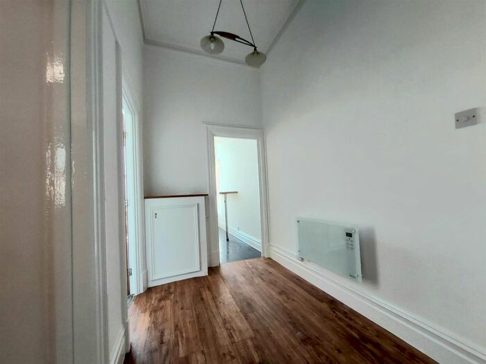 1 Bedroom Flat To Rent In Marine Road West, Morecambe, LA4