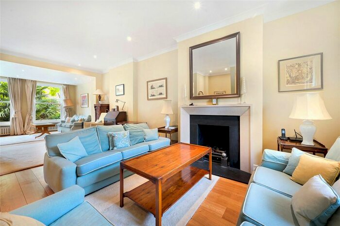 3 Bedroom Terraced House To Rent In Avalon Road, London, SW6