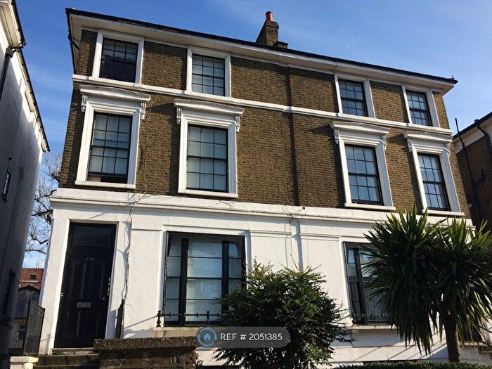 5 Bedroom Flat To Rent In Camden Road, London, NW1