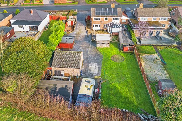 4 Bedroom Detached House For Sale In Wistow Road, Selby, North Yorkshire, YO8