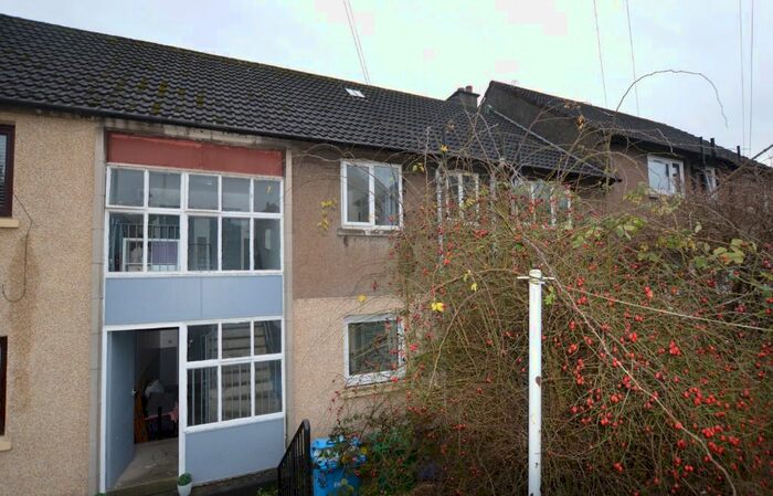 3 Bedroom Flat To Rent In Roods Square, Inverkeithing, KY11