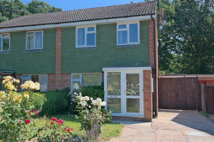 3 Bedroom Semi-Detached House To Rent In Cranleigh Mead, Cranleigh, GU6