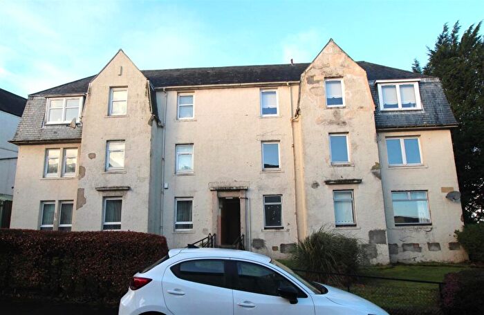 2 Bedroom Flat To Rent In Lemmon Street, Greenock, PA15
