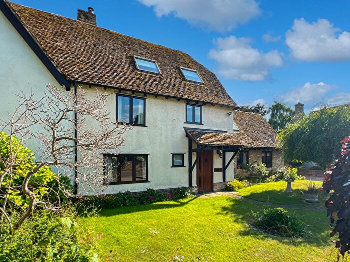 4 Bedroom Semi-Detached House For Sale In The Square, Horningsea, CB25