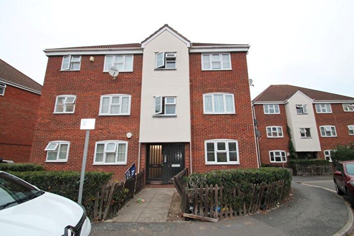 1 Bedroom Farm To Rent In Butteridges Close, Dagenham, RM9