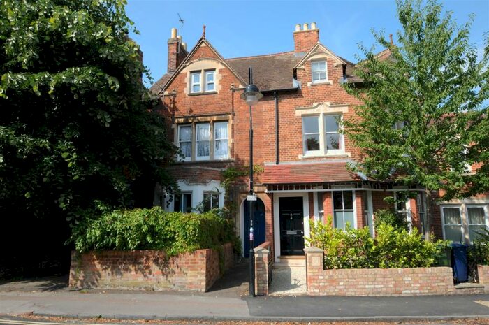 3 Bedroom Flat To Rent In Kingston Road, OX2