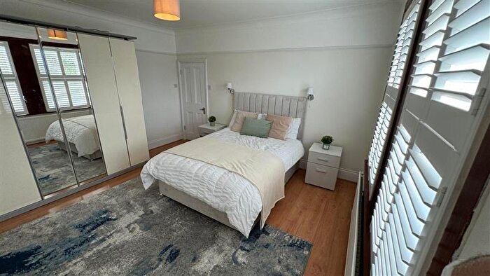 1 Bedroom Property To Rent In Benton Road, Ilford, IG1