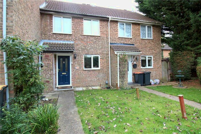 3 Bedroom Terraced House To Rent In Hindburn Close, Bedford MK41