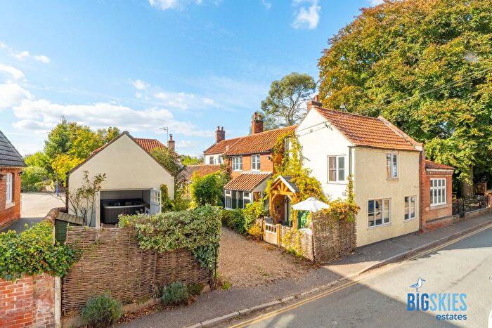 3 Bedroom Cottage For Sale In High Street, Foulsham, Dereham, NR20