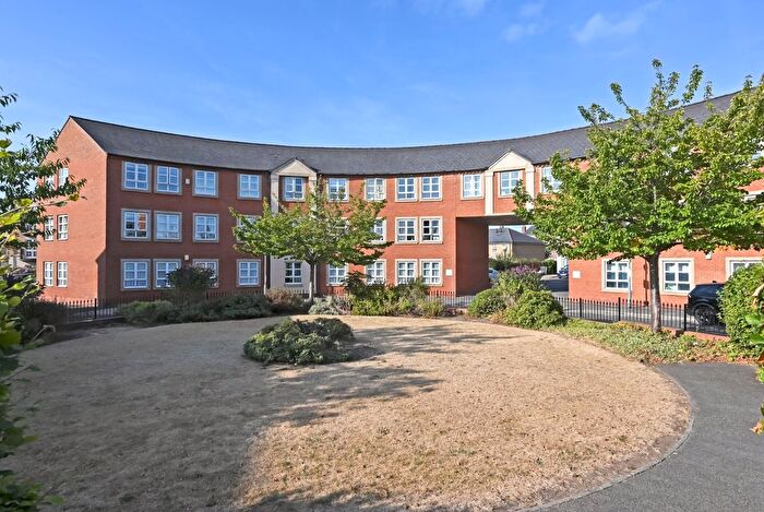 3 Bedroom Flat To Rent In Martins Court, York, North Yorkshire, YO26