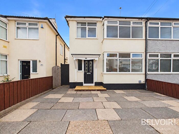 3 Bedroom Semi-Detached House For Sale In Jeffereys Crescent, Huyton, L36