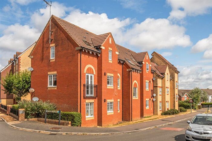 2 Bedroom Flat For Sale In Arthurs Close, Emersons Green, Bristol, BS16
