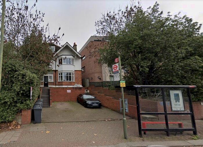 Studio To Rent In Finchley Road, London, NW3