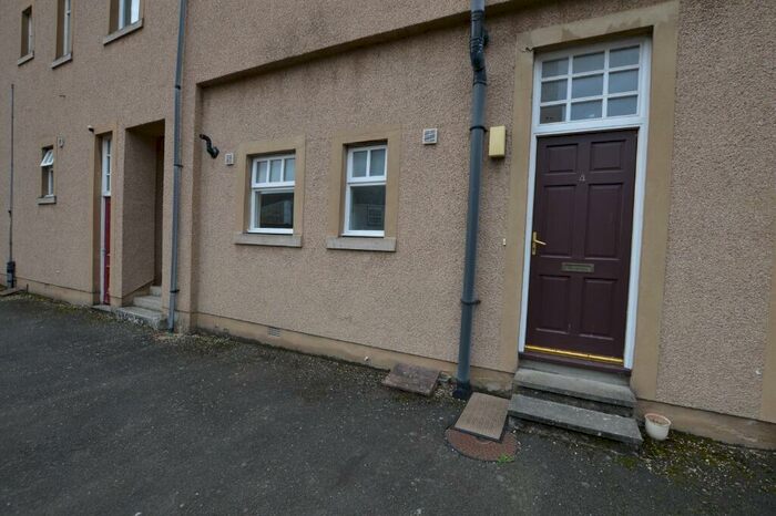 1 Bedroom Flat To Rent In Branning Court, Kirkcaldy, KY1