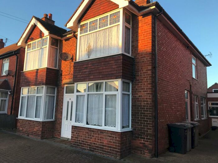 3 Bedroom Flat To Rent In Sandbeck Avenue, Skegness, PE25