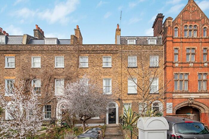 1 Bedroom Flat To Rent In Lambeth Road, London, SE1