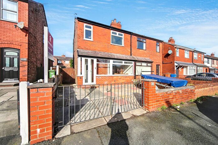 3 Bedroom Semi Detached House For Sale In Worsley Street, Wigan, WN5