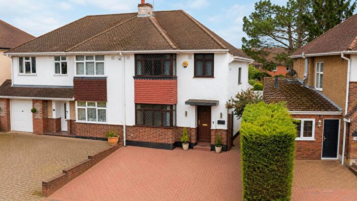 3 Bedroom Semi-Detached House To Rent In Mountfield Road, Hemel Hempstead, HP2
