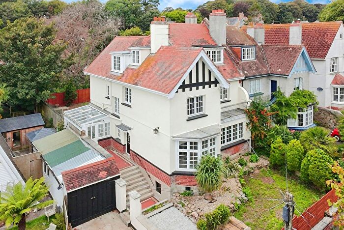 6 Bedroom Semi-detached House For Sale In Kings Road, Penzance, Cornwall, TR18