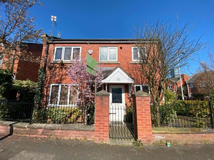 3 Bedroom Semi-Detached House To Rent In Yew Street, St George's Place, Hulme, M15