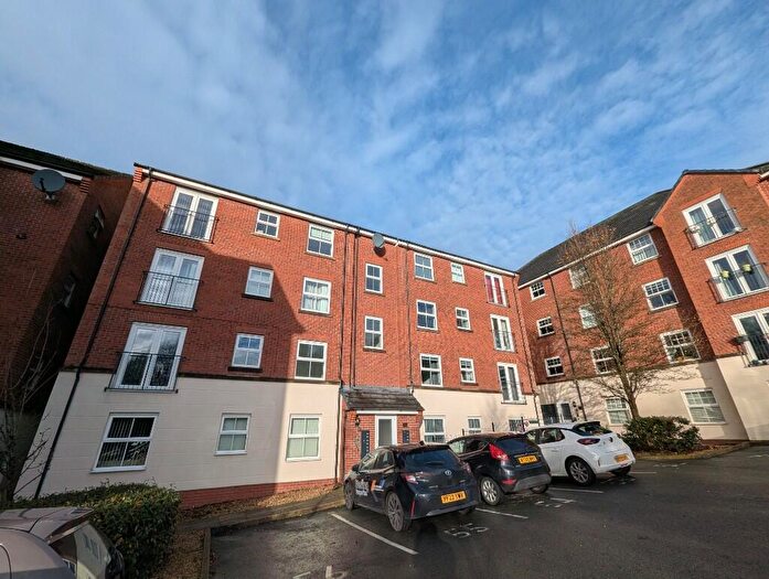 2 Bedroom Apartment To Rent In Stonemere Drive, Radcliffe, M26