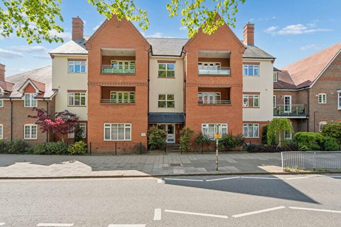 2 Bedroom Flat For Sale In Woodman House, - High Street, Rickmansworth, Herts, WD3