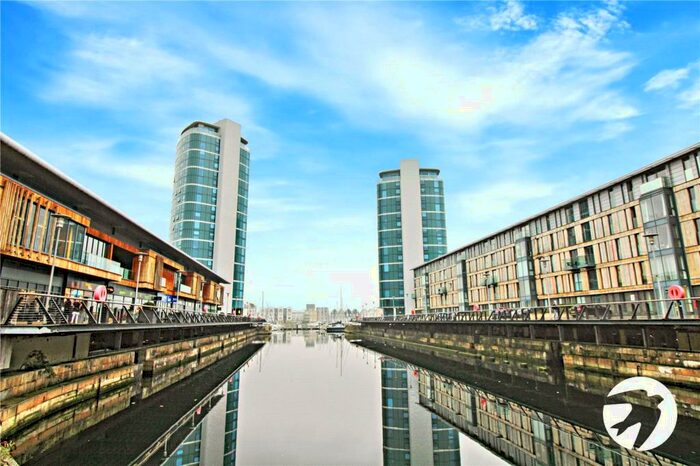 2 Bedroom Flat To Rent In Chatham Quays, Dock Head Road, Chatham, ME4