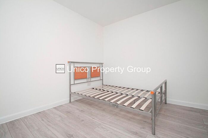 1 Bedroom Maisonette To Rent In Ford Road, London, E3