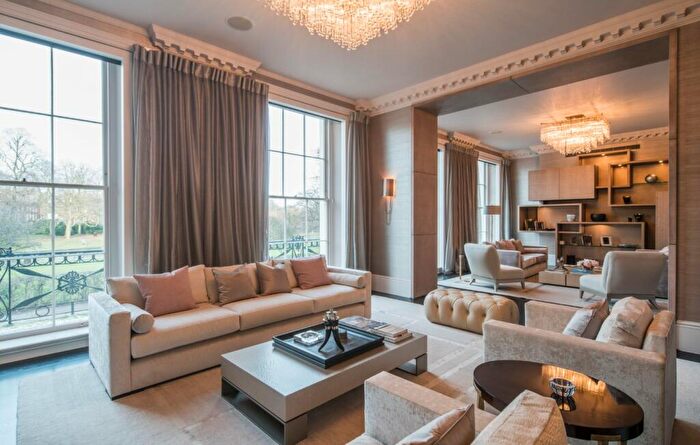 6 Bedroom House To Rent In Cornwall Terrace, Regent's Park, London, NW1