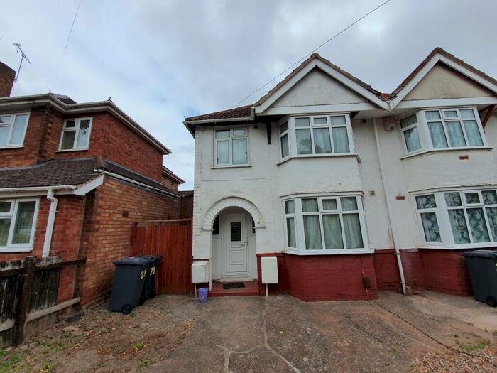 7 Bedroom End Of Terrace House To Rent In Grosvenor Road, Leamington Spa, CV31