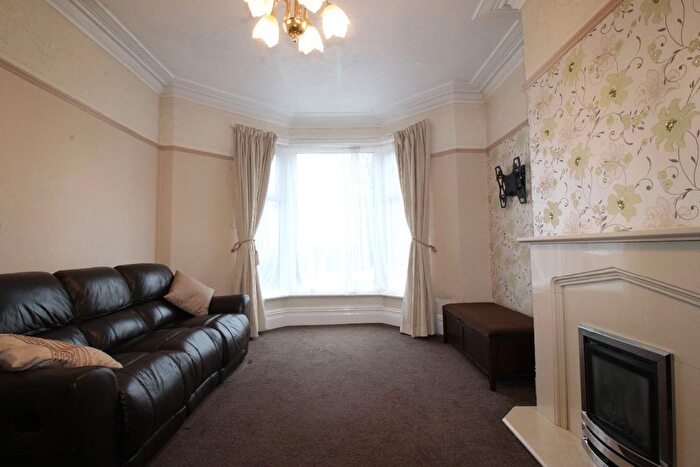 5 Bedroom Terraced House To Rent In Revidge Road, Blackburn, BB1