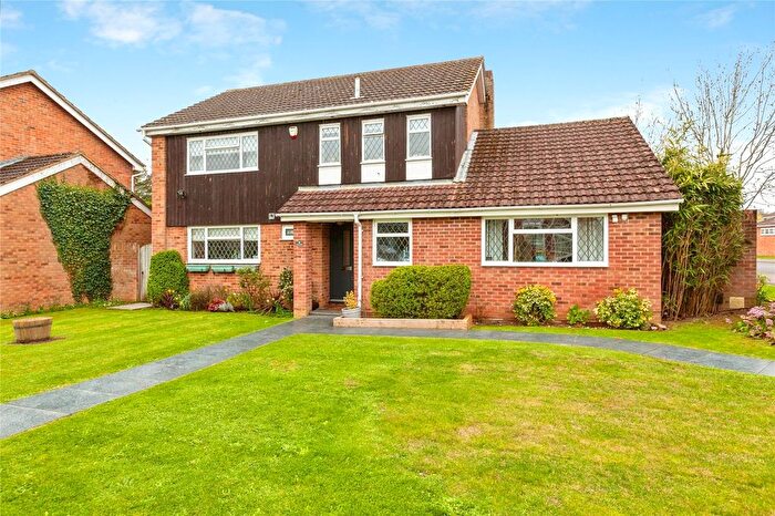 4 Bedroom Detached House For Sale In Cranbrook Drive, Maidenhead, Berkshire, SL6