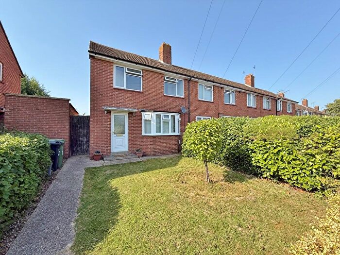 2 Bedroom End Of Terrace House For Sale In Old Farm Way, Farlington, Portsmouth, PO6