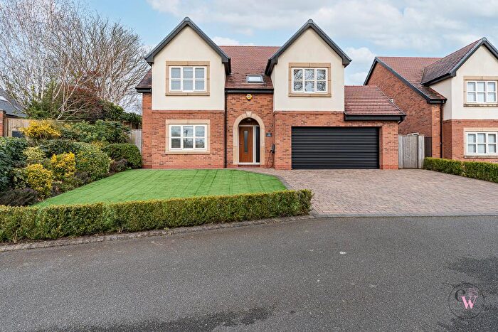 4 Bedroom Detached House For Sale In Swanlow Lane, Winsford, CW7