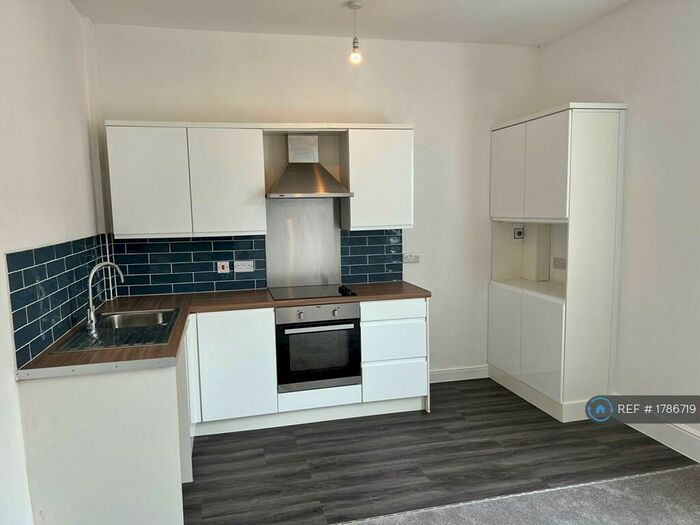 1 Bedroom Flat To Rent In Derby Way, Marple, Stockport, SK6