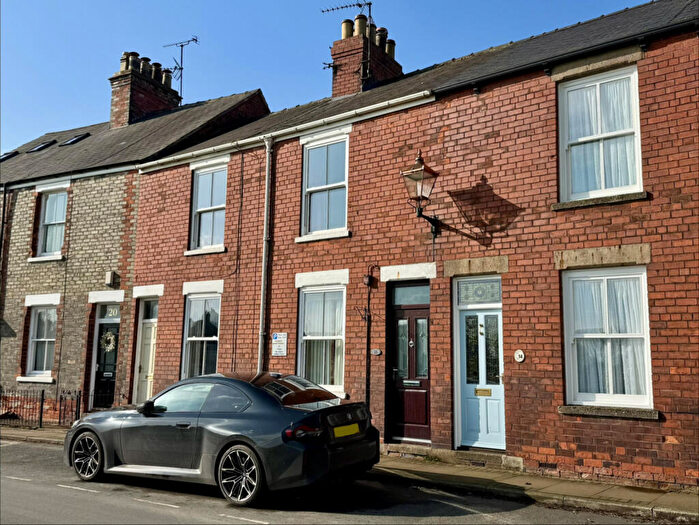 2 Bedroom Terraced House For Sale In Long Lane, Beverley, HU17