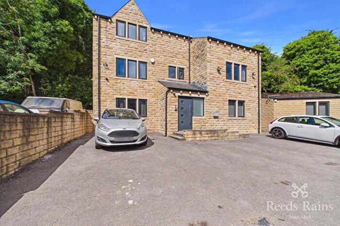 1 Bedroom Apartment To Rent In Manchester Road, Huddersfield, West Yorkshire, HD1