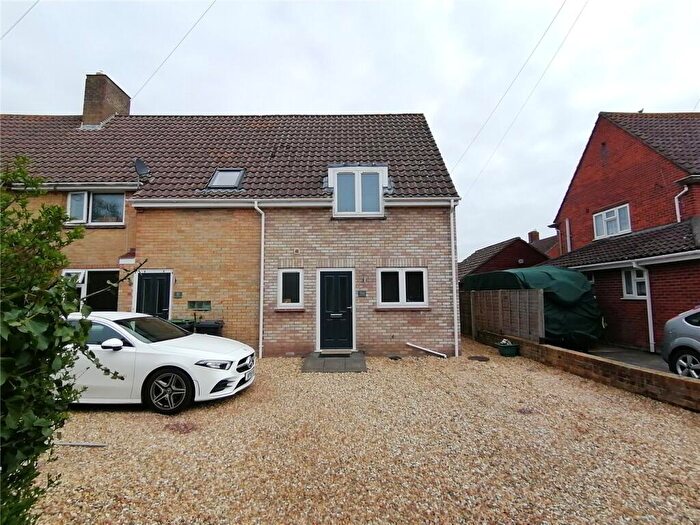 2 Bedroom End Of Terrace House To Rent In Southey Road, Christchurch, BH23